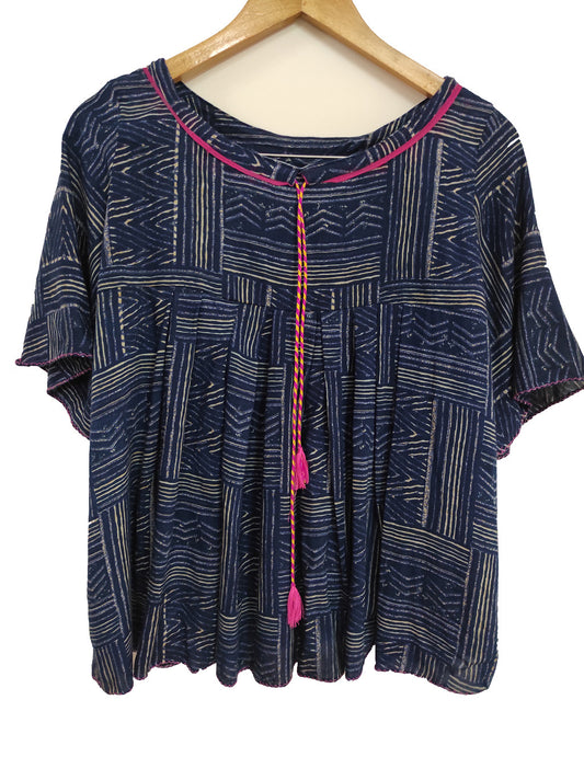 Navy blue cotton printed top